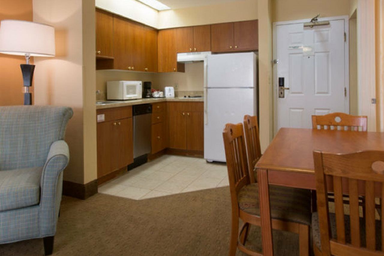 Staysky Suites I-Drive Orlando Near Universal Exteriör bild